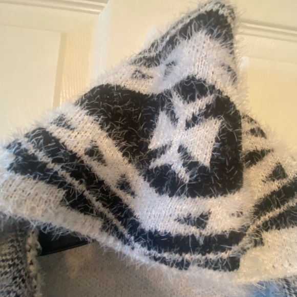 Northern Angel by Anthropology Aztecs design Sweater - Picture 3 of 11